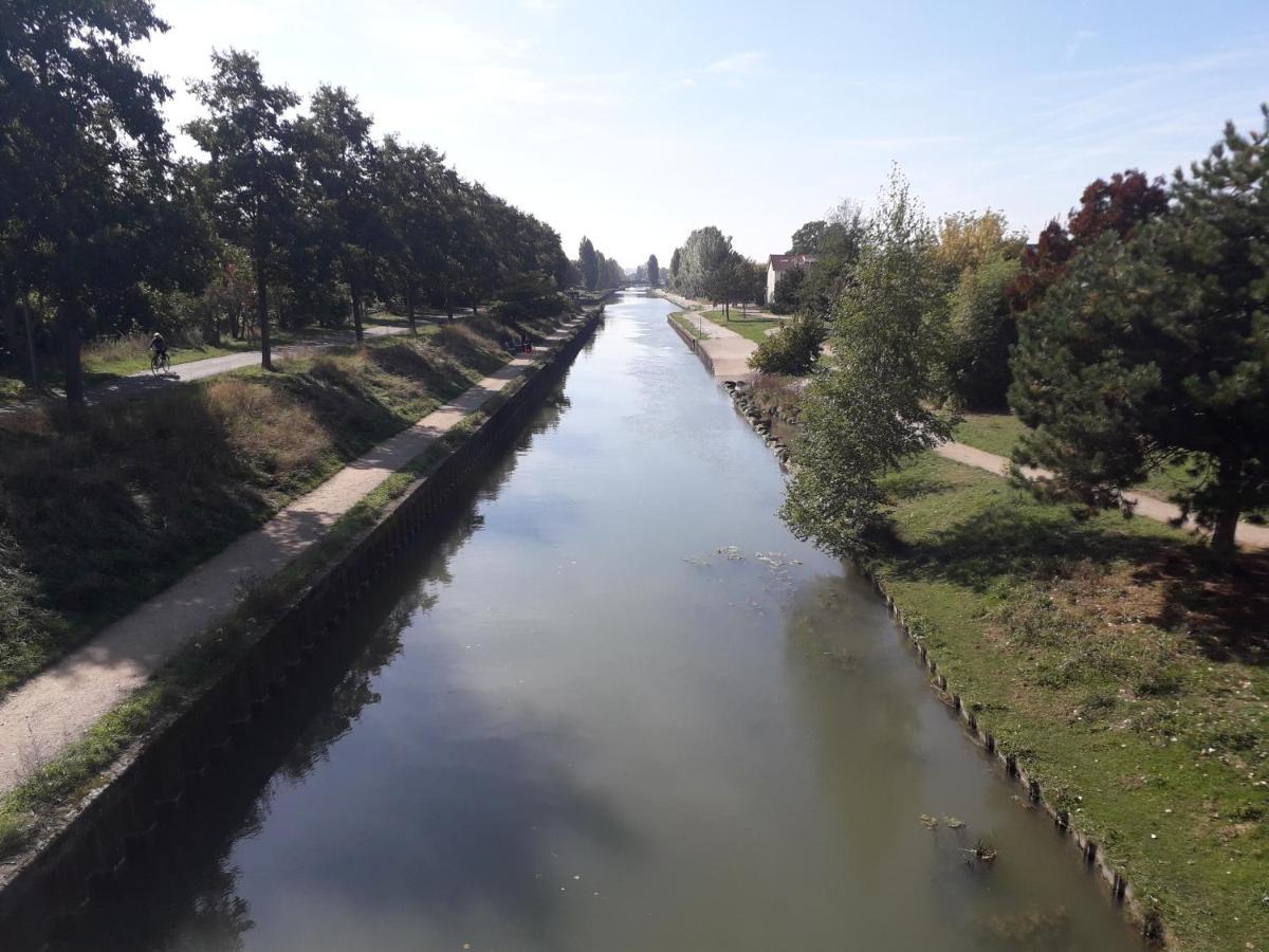 Aulnay Cocoon Apartment ภายนอก รูปภาพ